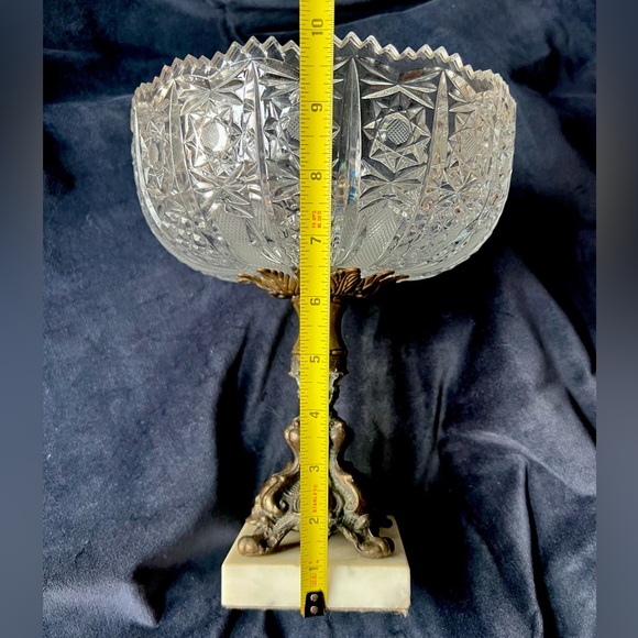 Vintage Hollywood Regency Style Cut Crystal Compote with Ornate Brass Pedestal - Picture 7 of 8